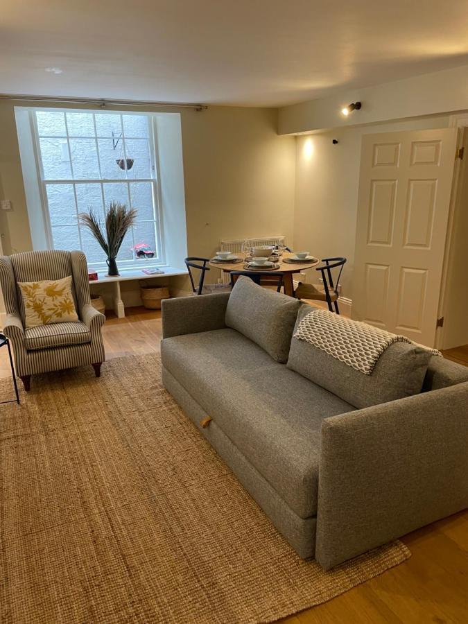 Apartament Super Central Edinburgh Castle Basement Zewnętrze zdjęcie